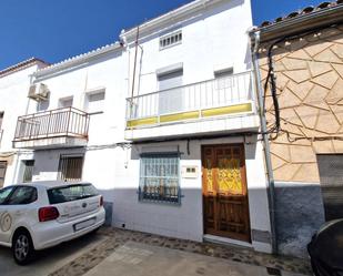 Vista exterior de Casa adosada en venda en Galisteo amb Balcó