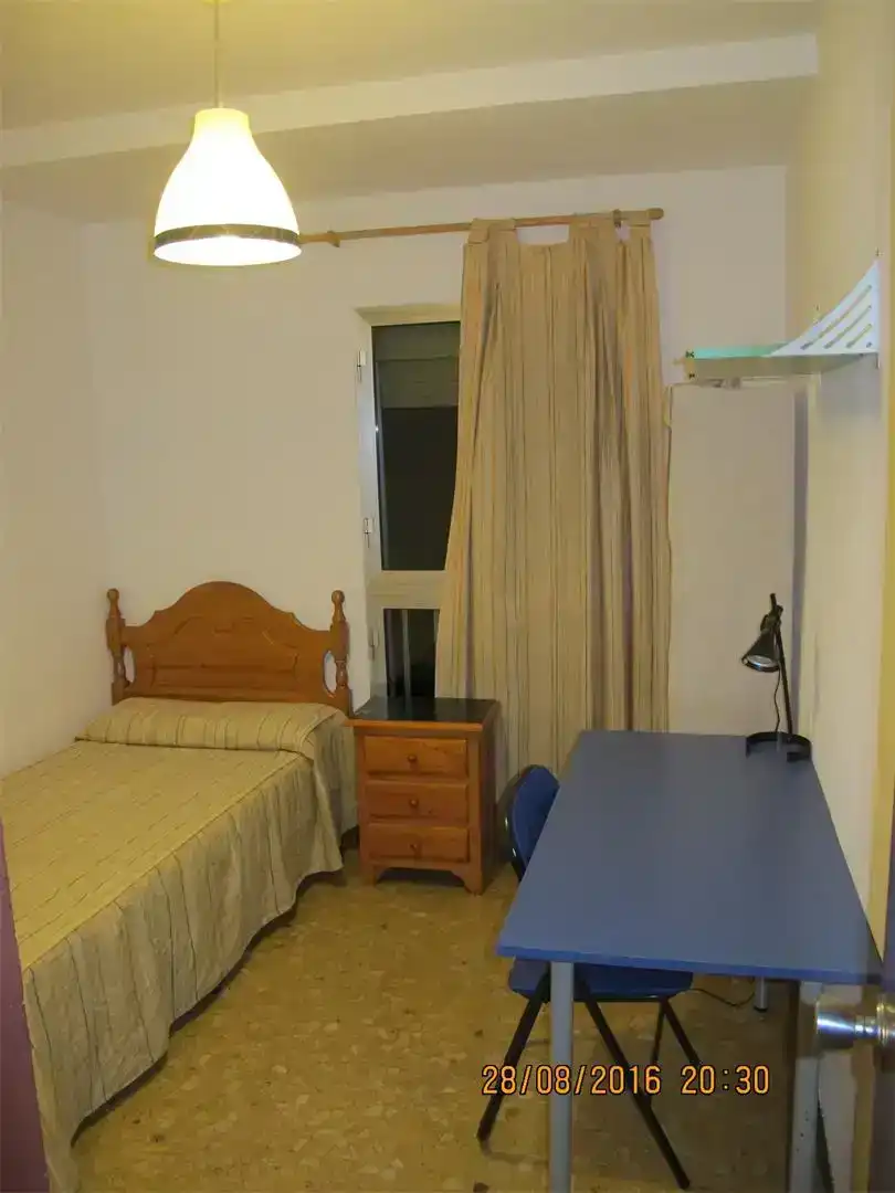 Habitación de Piso de alquiler en Casco Antiguo