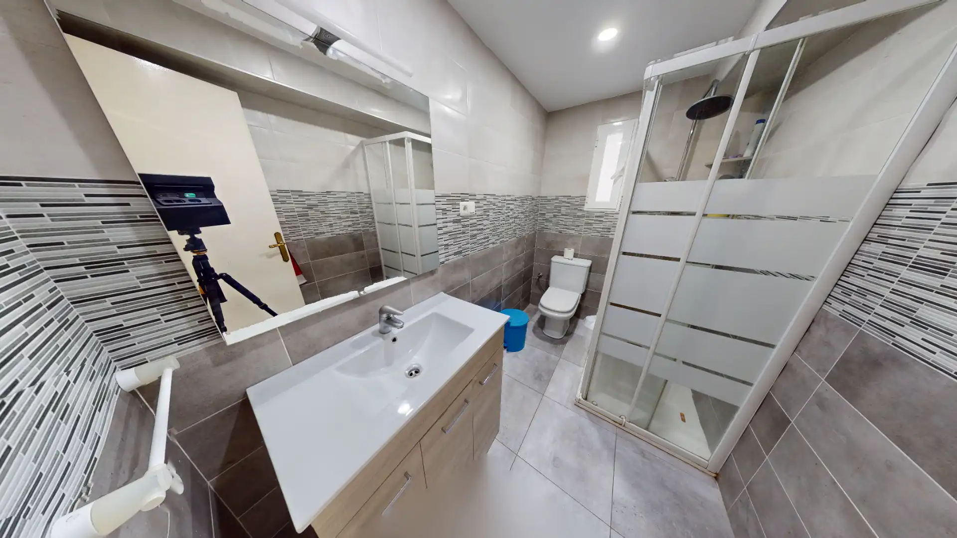 Badezimmer von Wohnung zum Verkauf in Alcoy / Alcoi mit Ofen, Balkon und Internet