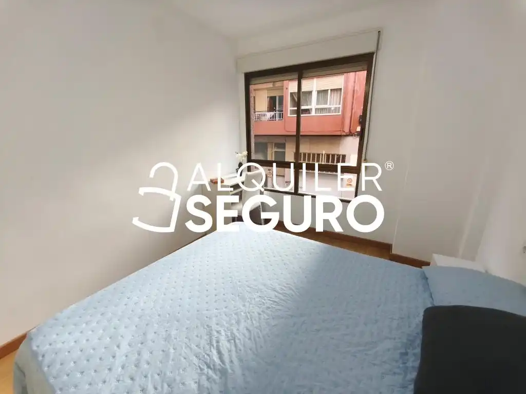 Dormitori de Pis de lloguer en Alicante / Alacant amb Terrassa i Moblat