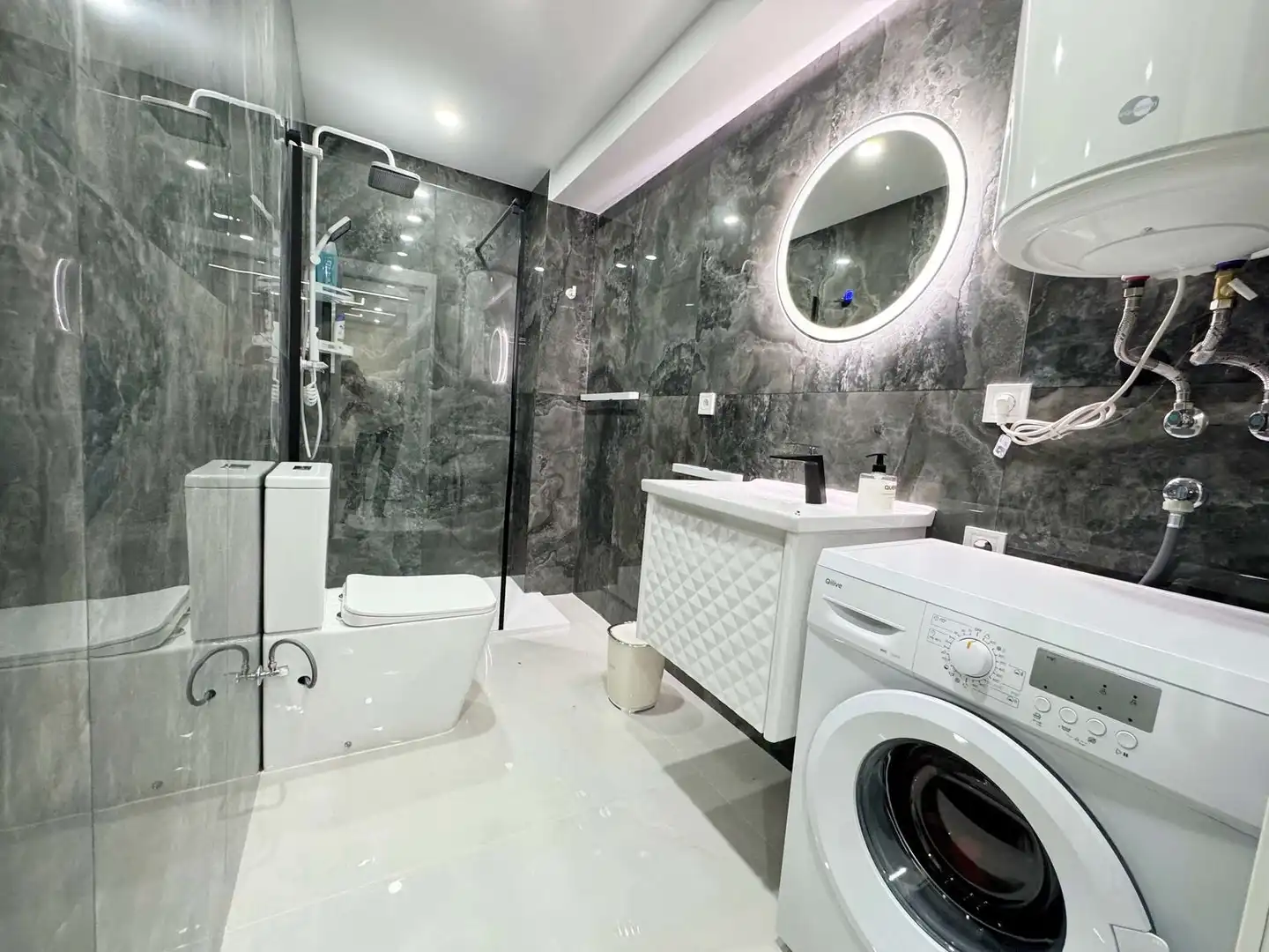 Baño de Piso en venta en Alicante / Alacant con Jardín privado y Terraza