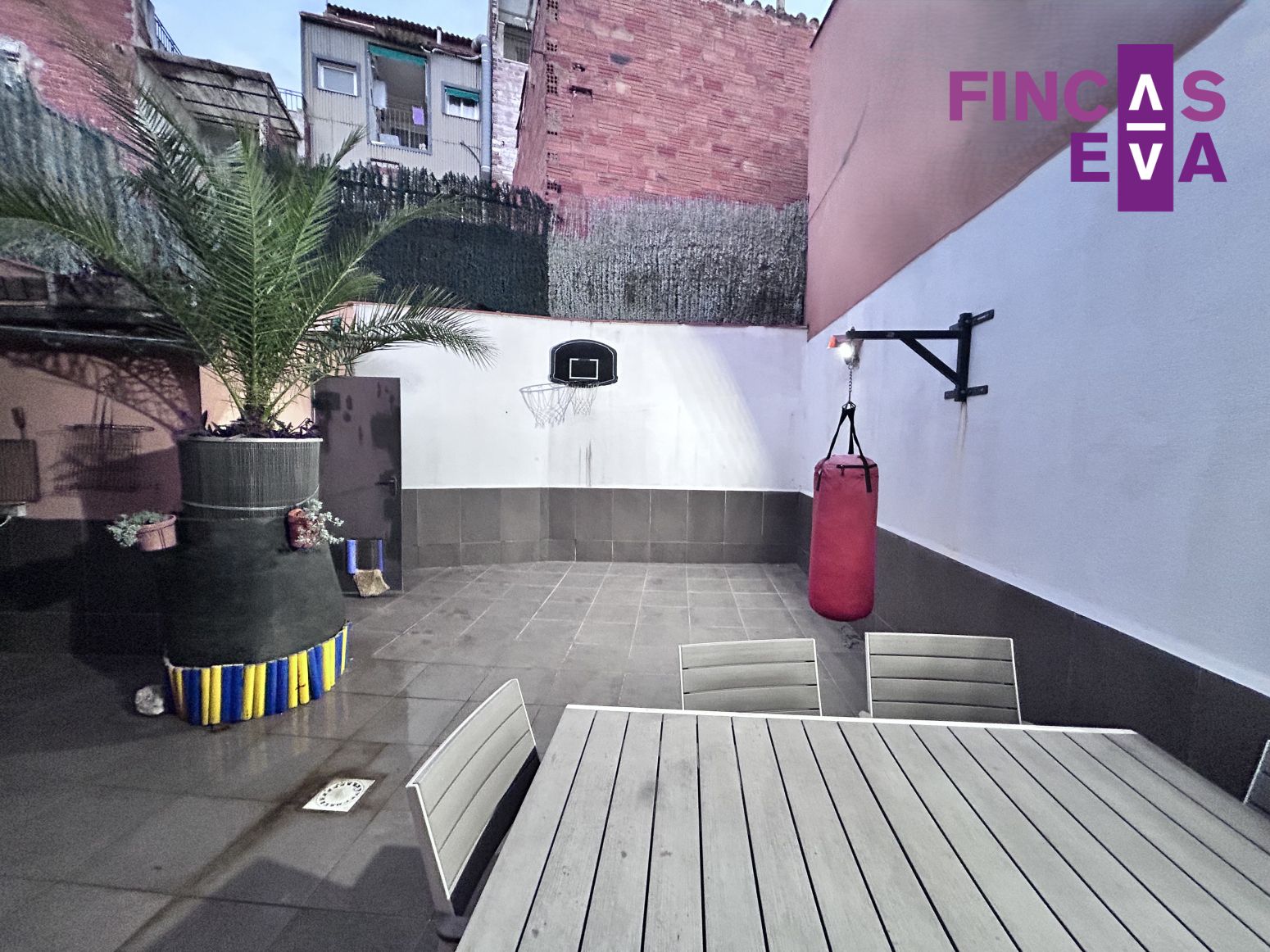 Terrassa de Pis en venda en Terrassa amb Traster