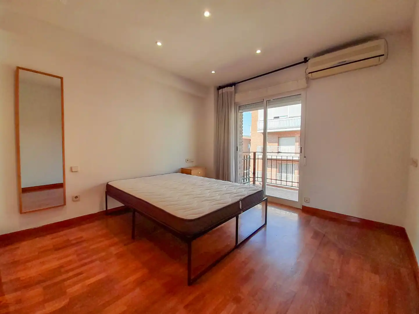 Wohnung zur Miete in Calle de Albarracín, Simancas