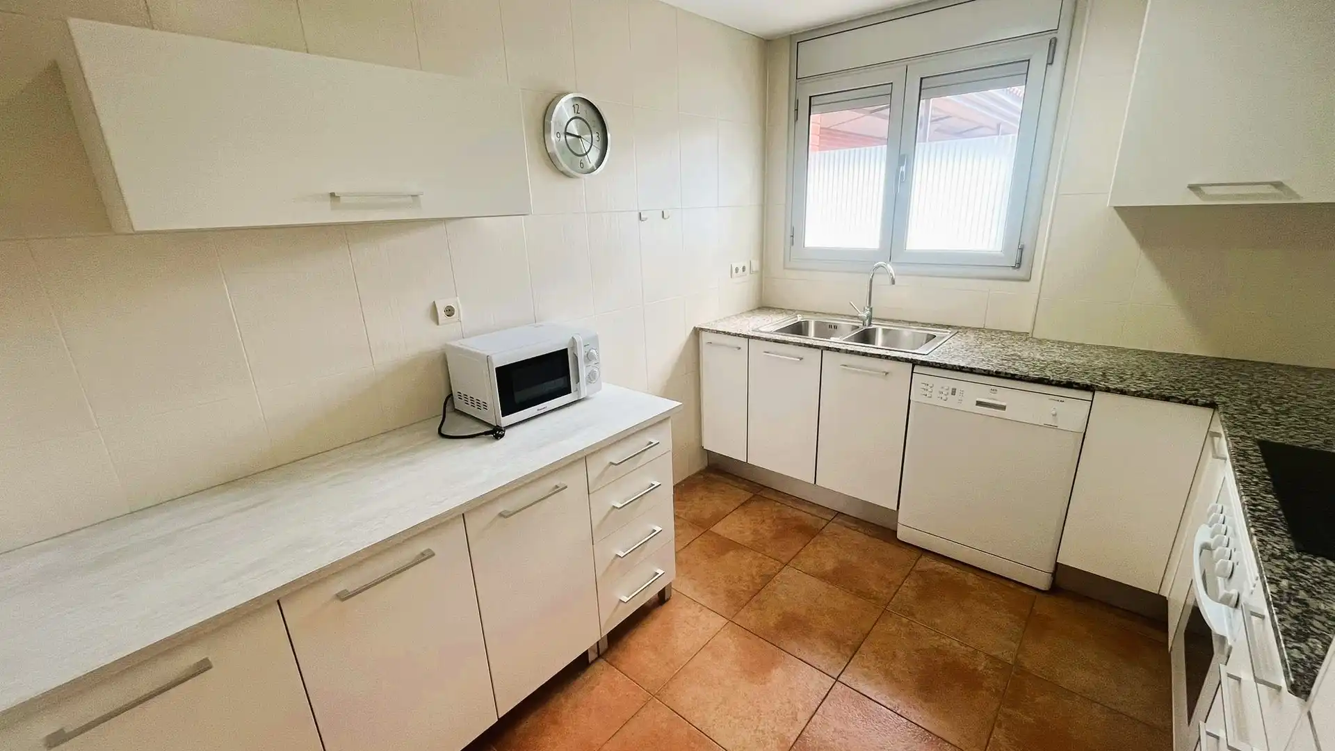 Kitchen of Flat for sale in Hostalric  with Heating and Private garden