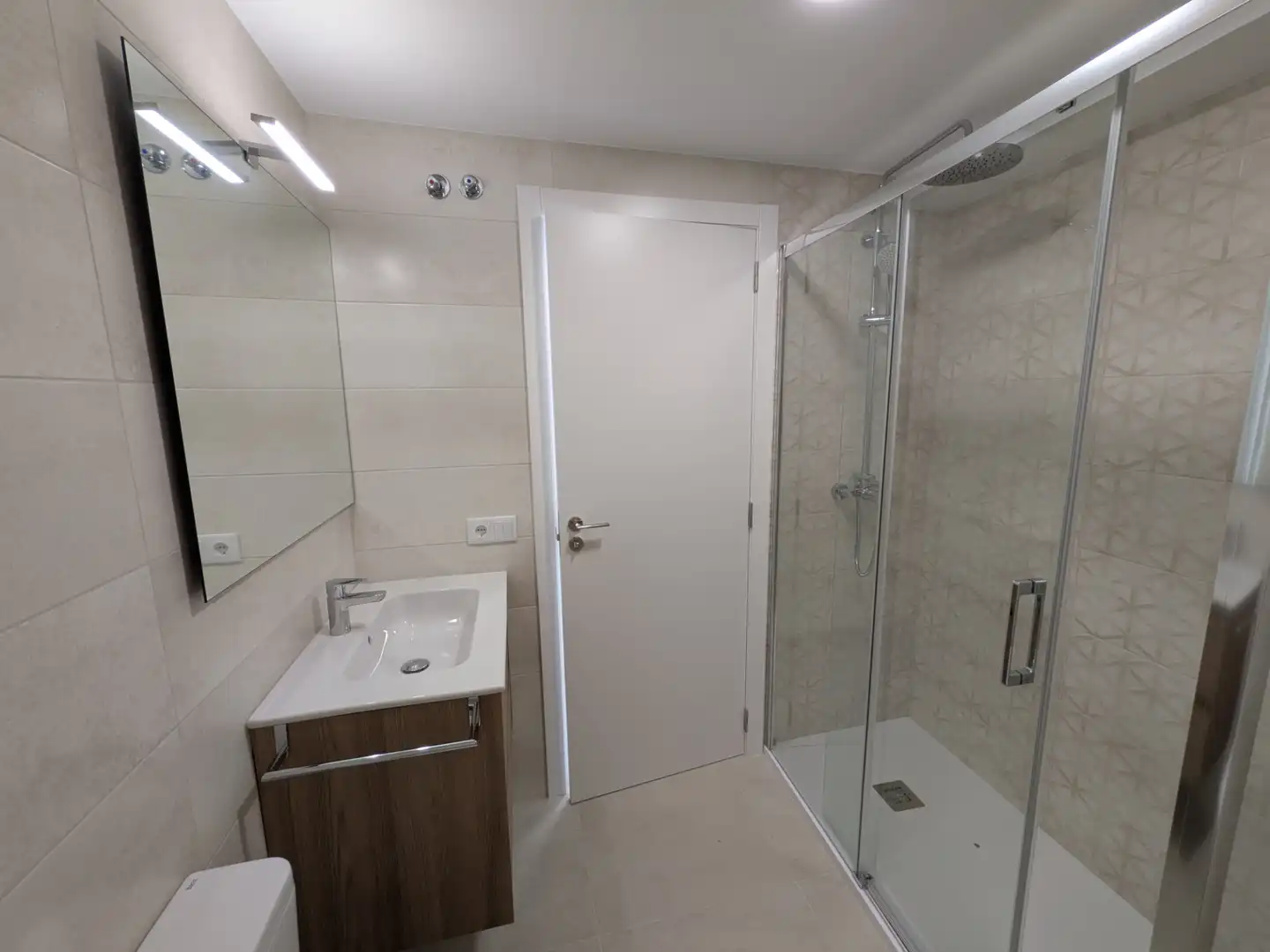 Baño de Ático en venta en Castellón de la Plana / Castelló de la Plana con Aire acondicionado y Terraza