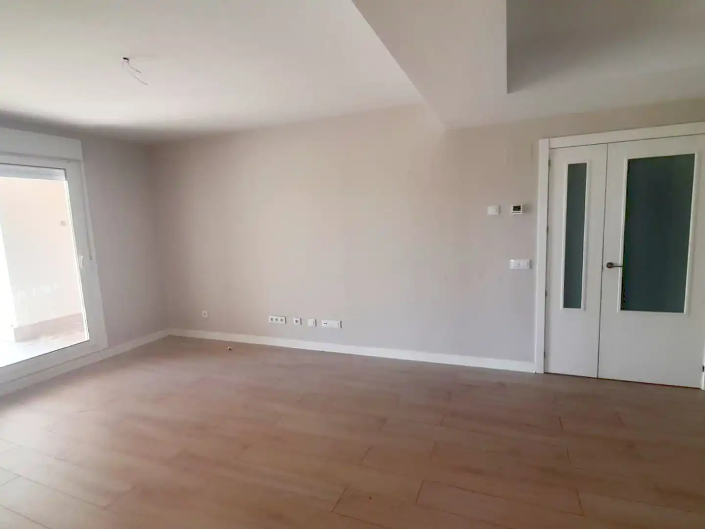 Living room of Flat for rent in Tres Cantos  with Heating, Terrace and Storage room