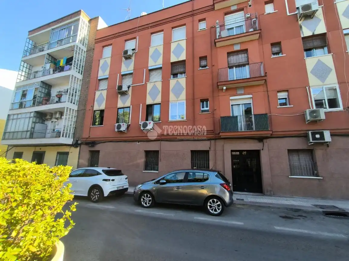 Vista exterior de Piso en venta en Madrid