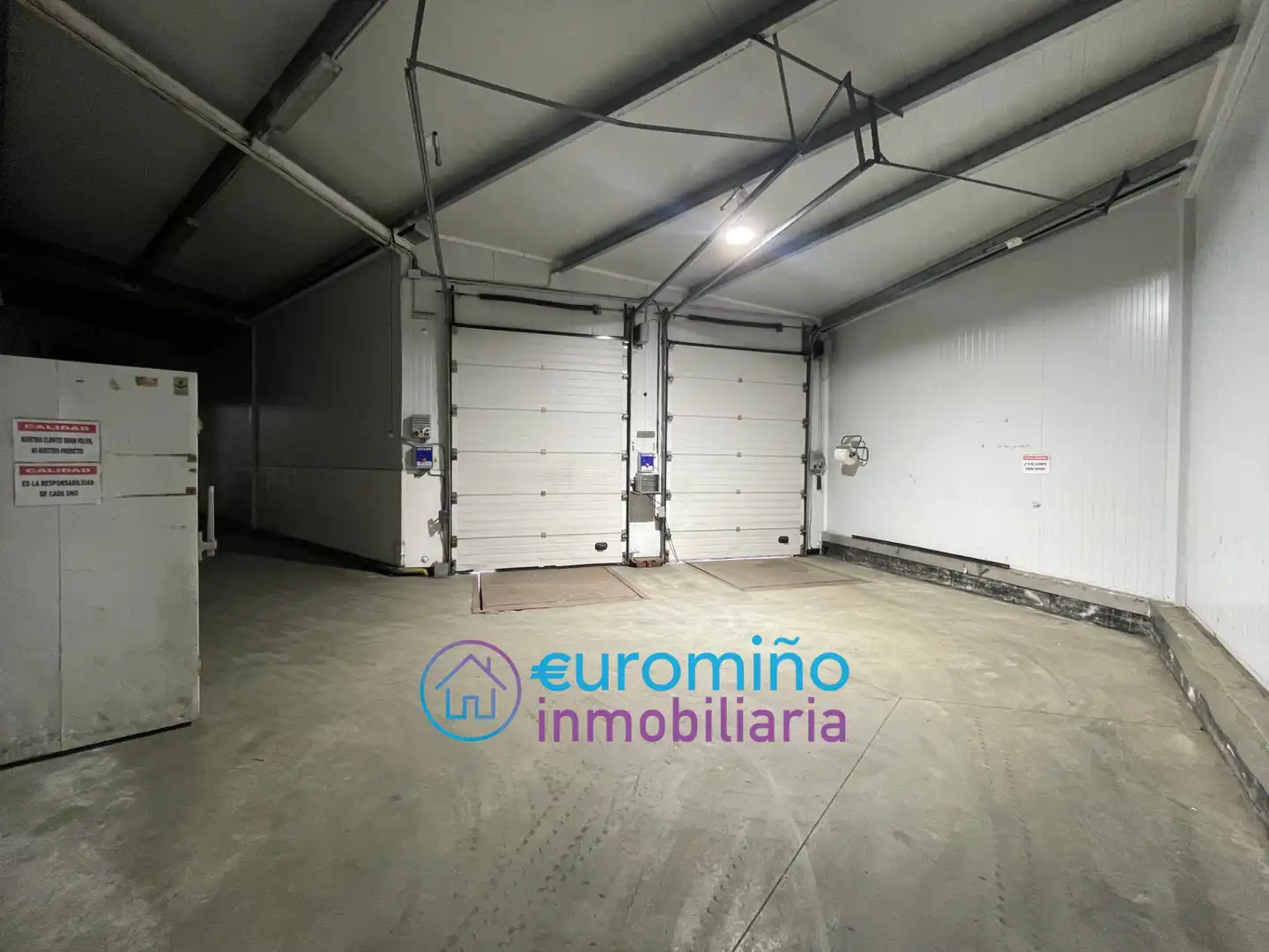 Fabrikhallen zur Miete in Salvaterra de Miño mit Alarm