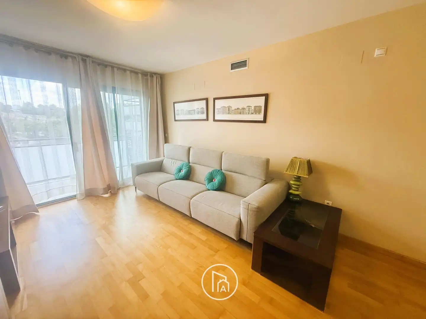 Living room of Flat for sale in Paterna  with Parquet flooring