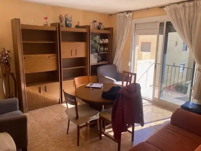 Menjador de Pis en venda en Badalona amb Balcó