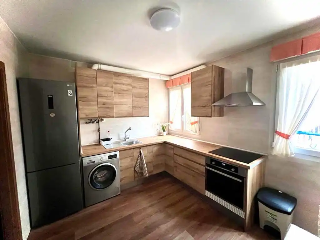 Piso en venta en Calle Siglo XX, imagen 2
