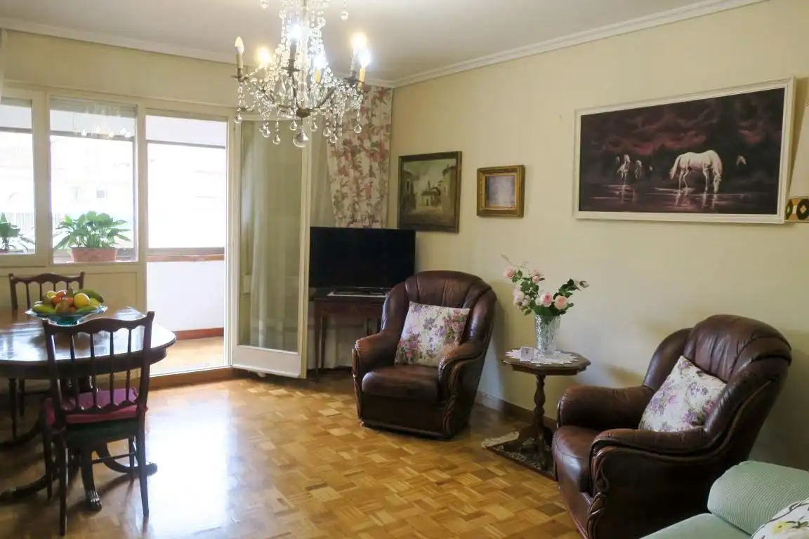 Living room of Flat for sale in  Pamplona / Iruña  with Heating and Parquet flooring