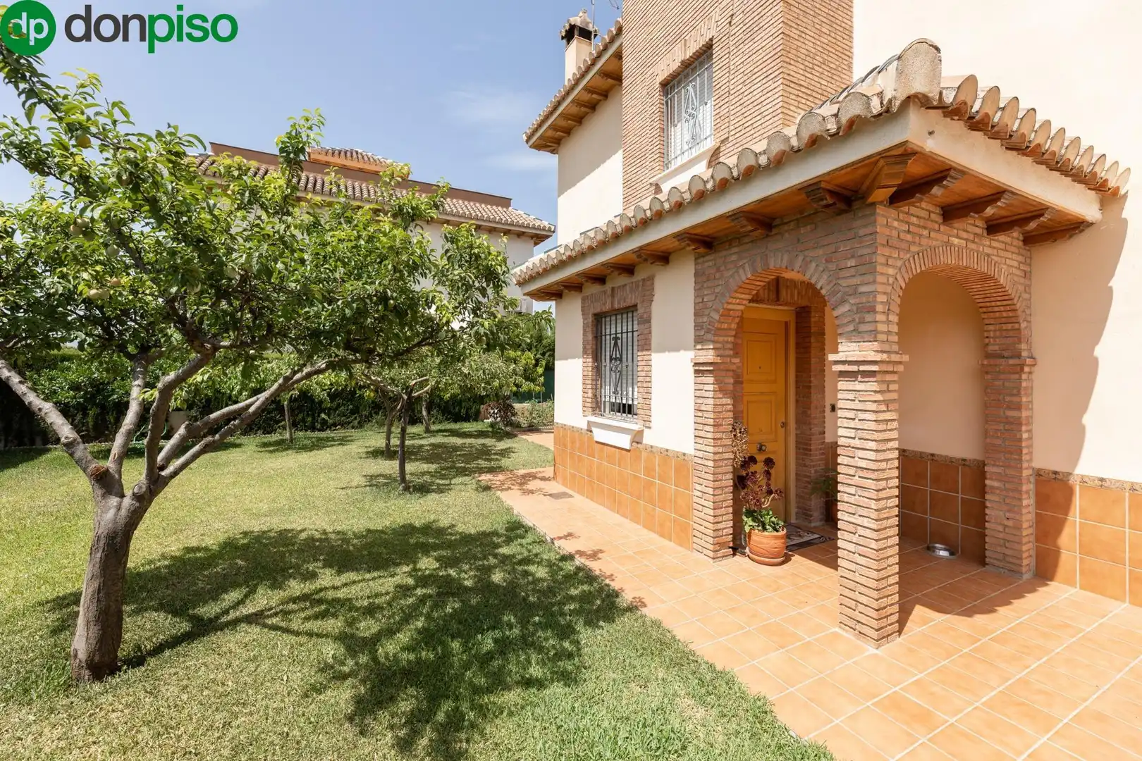 Villa mit Pool zum Verkauf in Avenida suecia, imagen 2