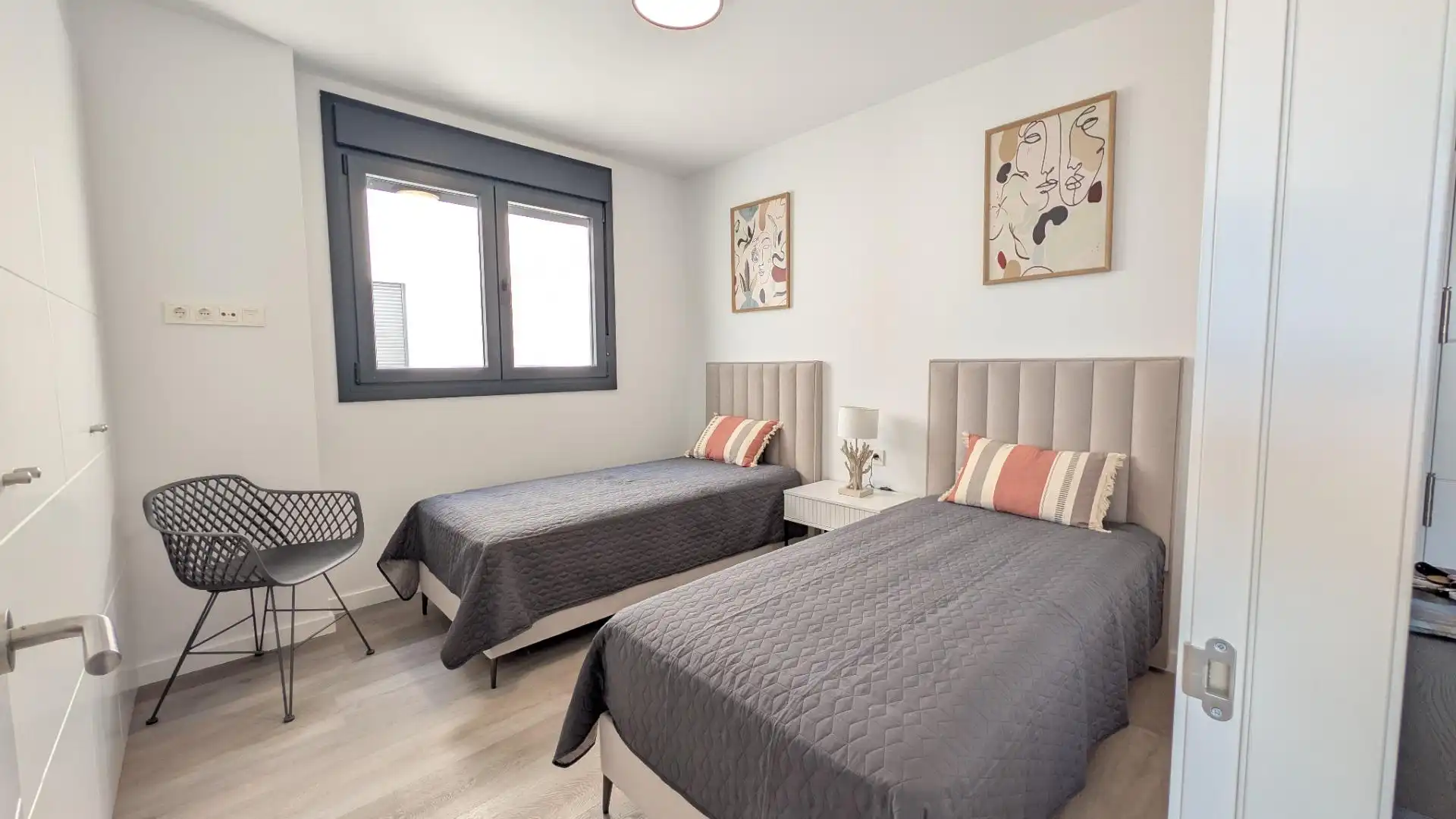 Habitación de Piso de alquiler en Torremolinos con Aire acondicionado, Calefacción y Terraza