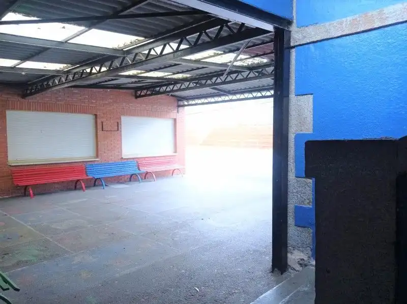Oficina en venta en Pravia con Terraza