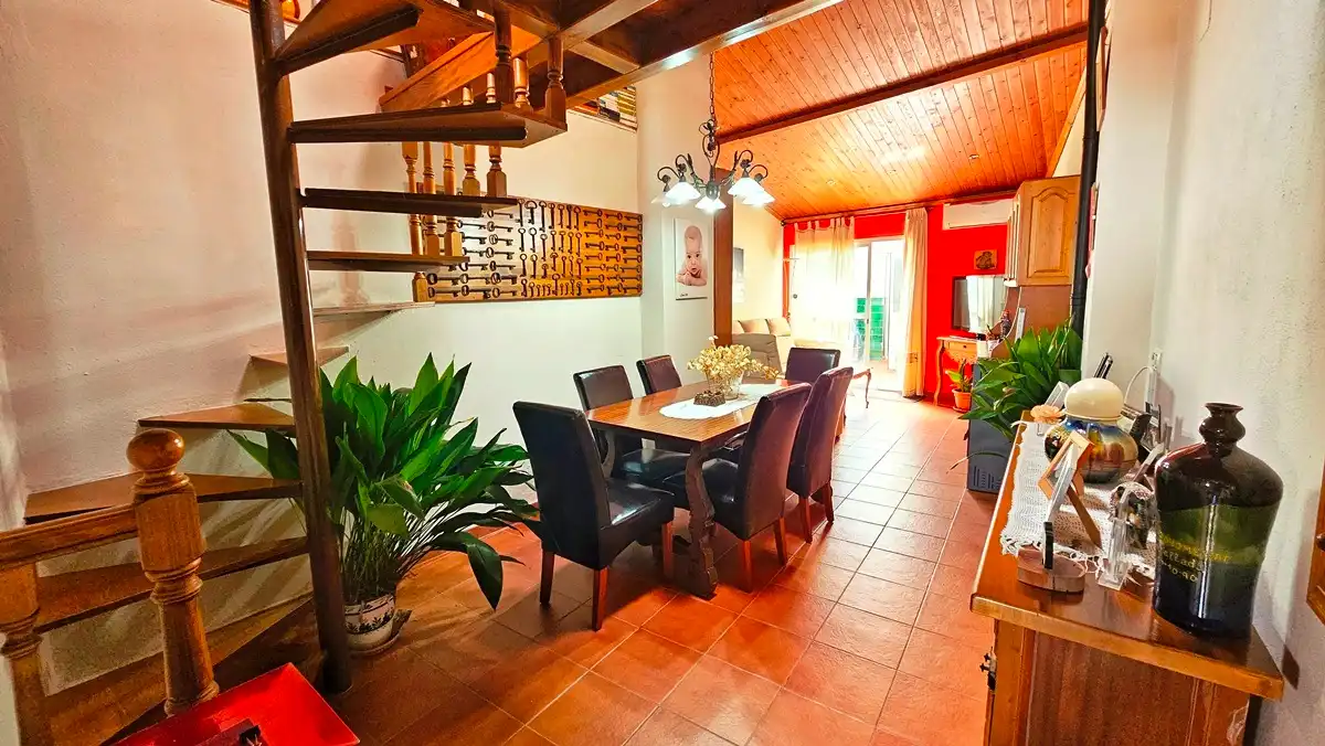 Comedor de Casa o chalet en venta en Santa Ana la Real con Aire acondicionado, Calefacción y Jardín privado