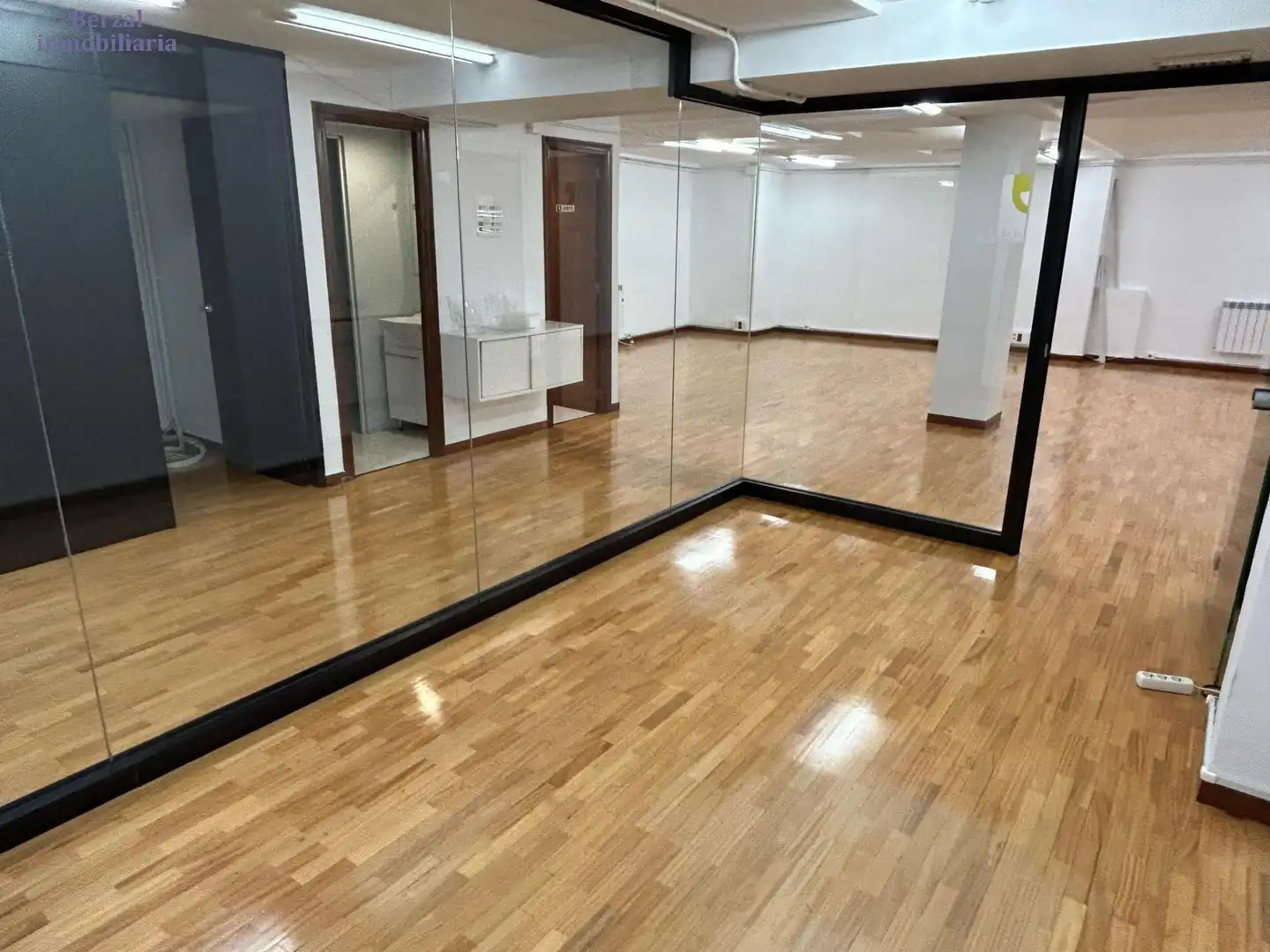 Office for sale in  Logroño  with Heating