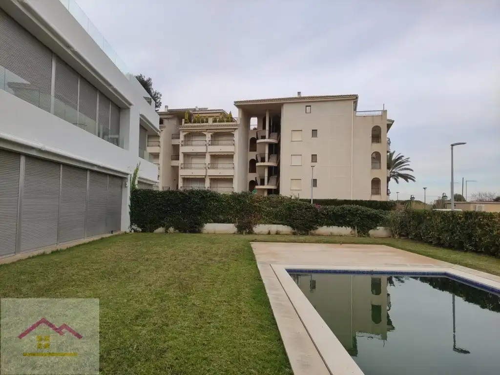 Casa aparellada amb terrassa en venda a Calle l'Atail 51, imagen 6
