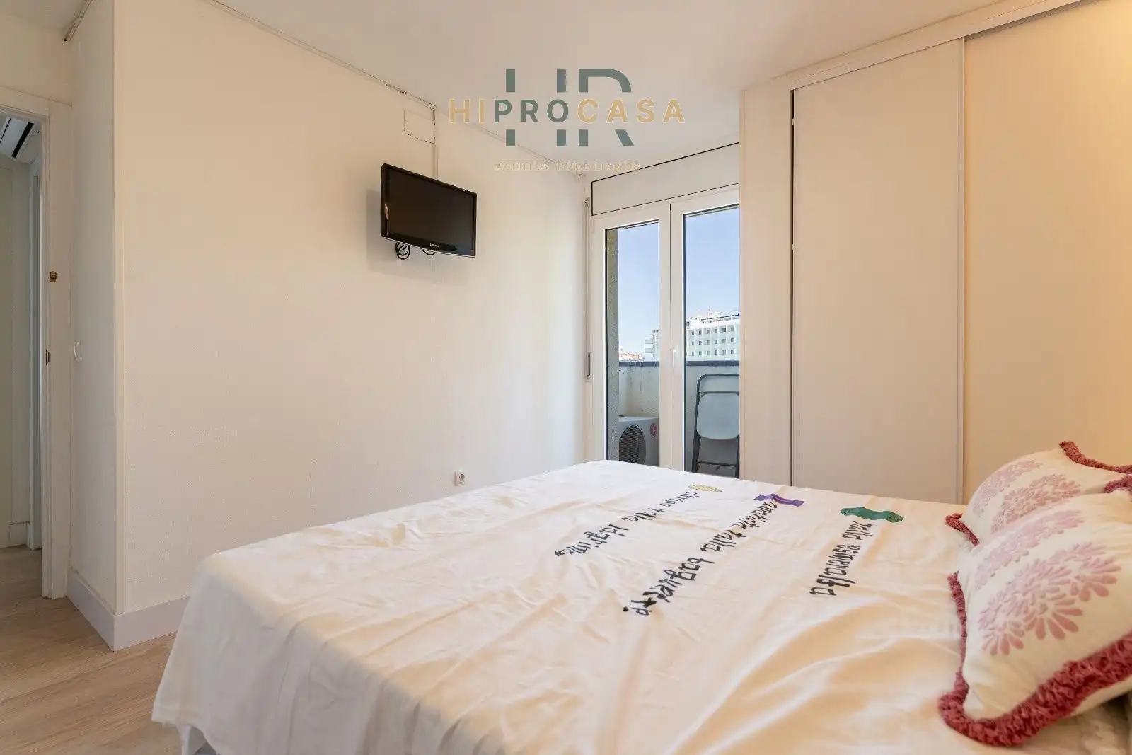 Habitación de Piso en venta en Población de Arroyo con Terraza y Amueblado