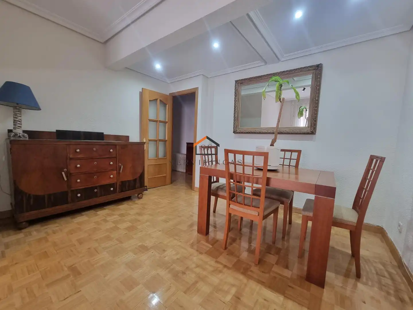 Comedor de Piso de alquiler en Madrid con Aire acondicionado, Calefacción y Parquet