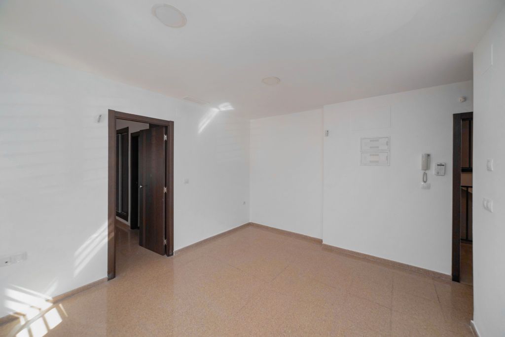 Flat for sale in Elda
