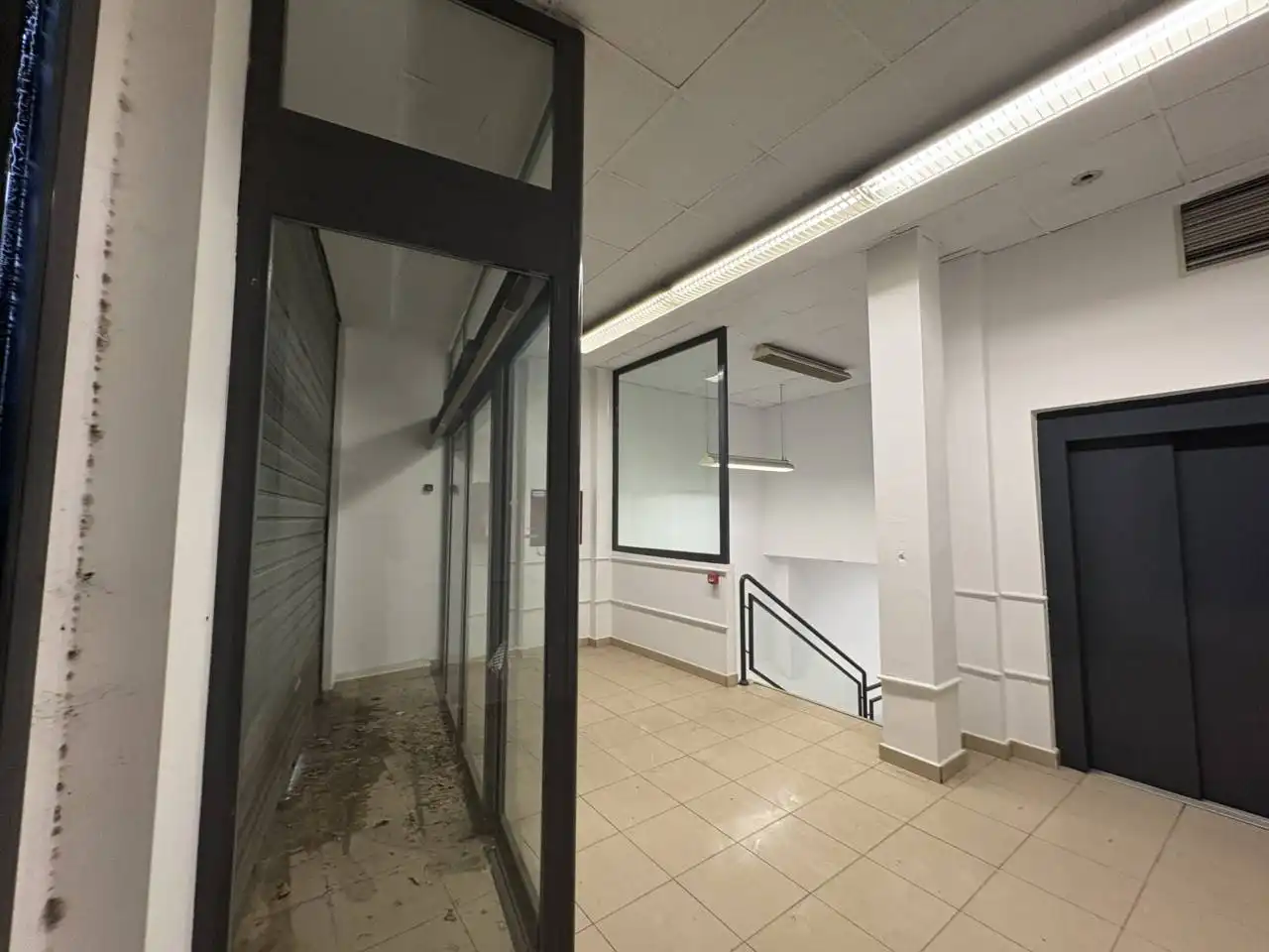 Local comercial de lloguer a Avenida Andalucía, imagen 16
