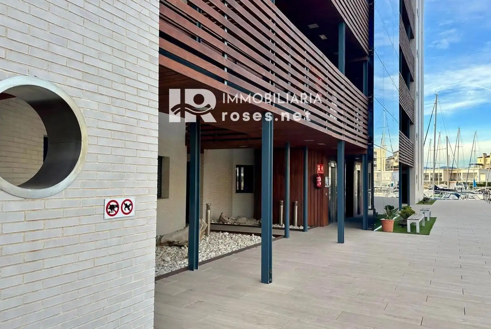 Piso en venta en Roses con Aire acondicionado, Terraza y Piscina