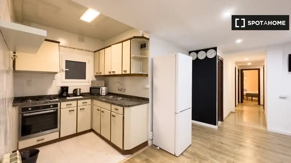 Cocina de Piso de alquiler en Barcelona con Aire acondicionado, Calefacción y Amueblado