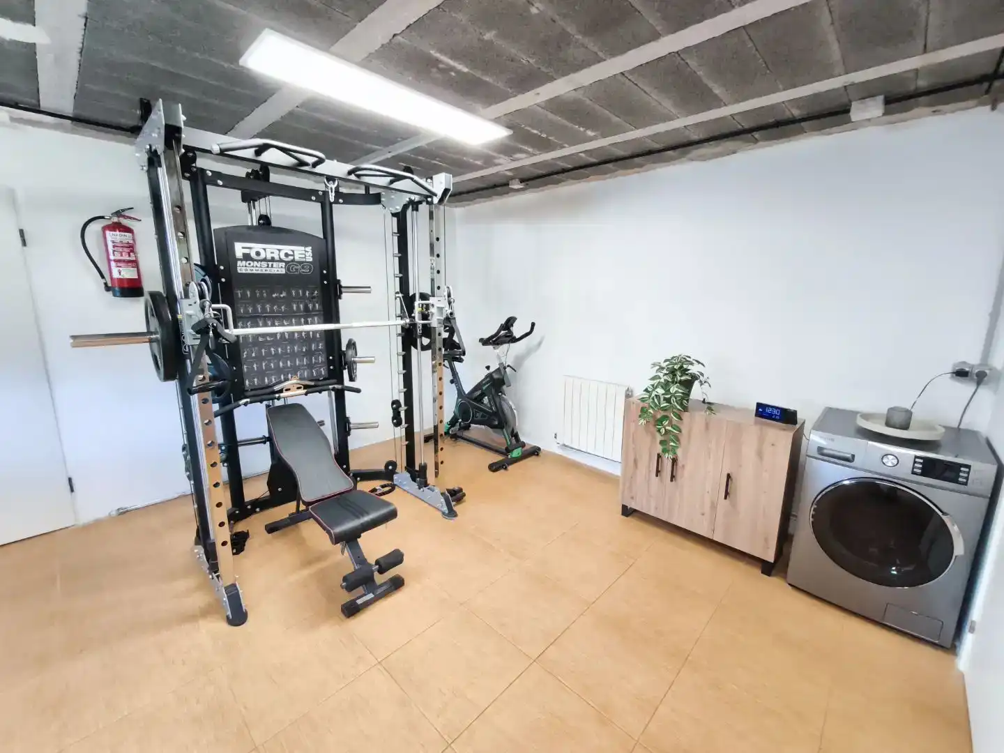 Piso en venta en Gijón  con Jardín privado, Trastero y Piscina