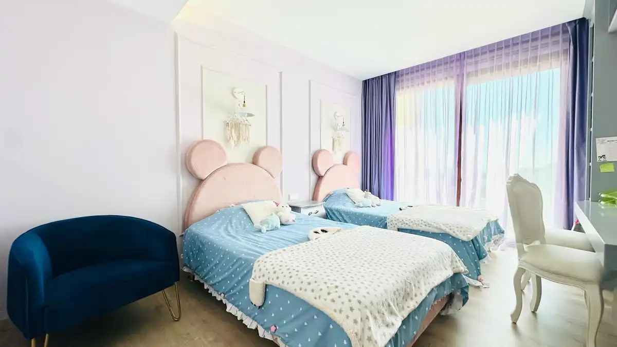 Bedroom of Flat for sale in Mijas  with Air Conditioner, Terrace and Storage room