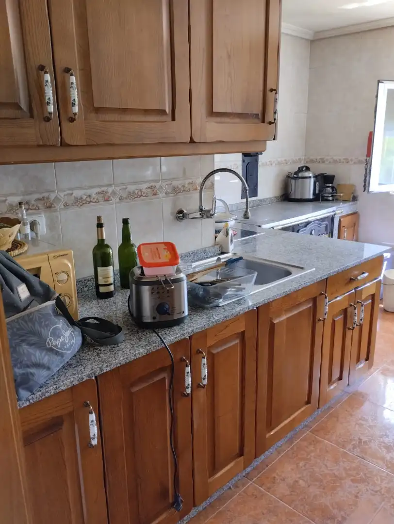 Küche von Country house zum Verkauf in Tineo mit Heizung, Privatgarten und Möbliert