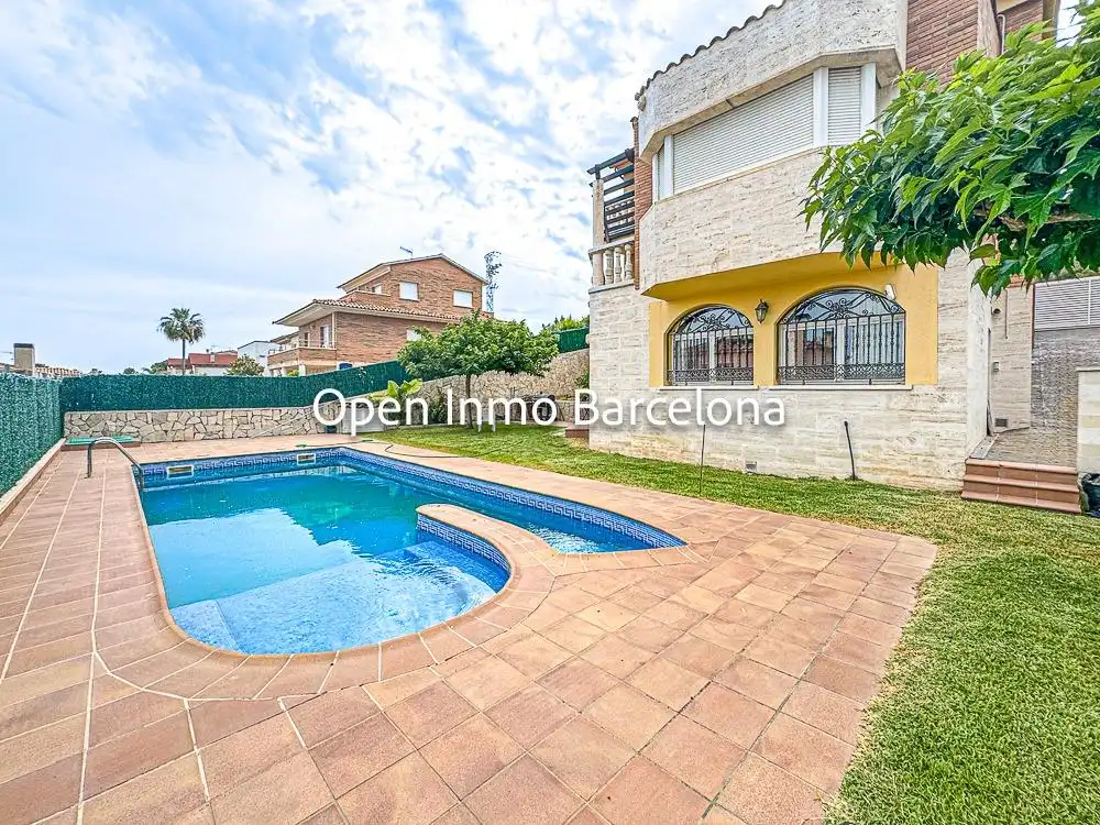 Houses for sale in Ciutat Jardí Bonanova