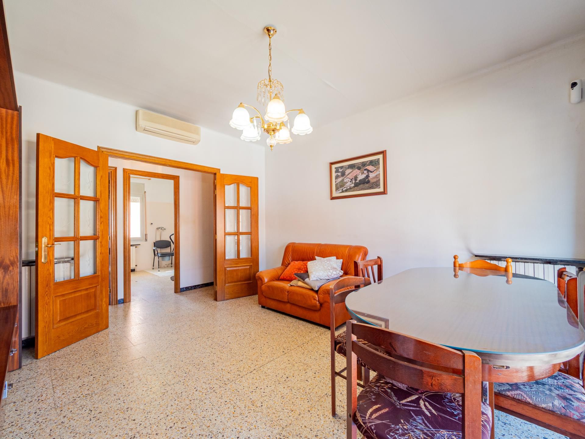 Sala d'estar de Casa adosada en venda en Manlleu amb Calefacció