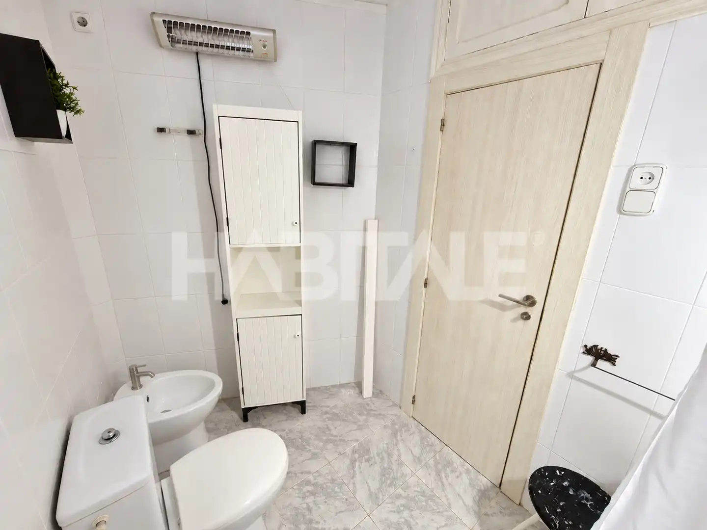 Badezimmer von Wohnung zur Miete in La Saïdia