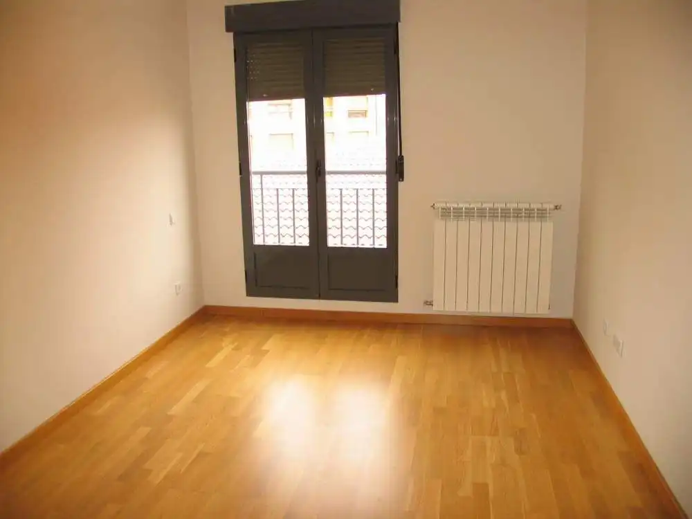 Flat with lift for sale in Calle Troncoso 2, imagen 4