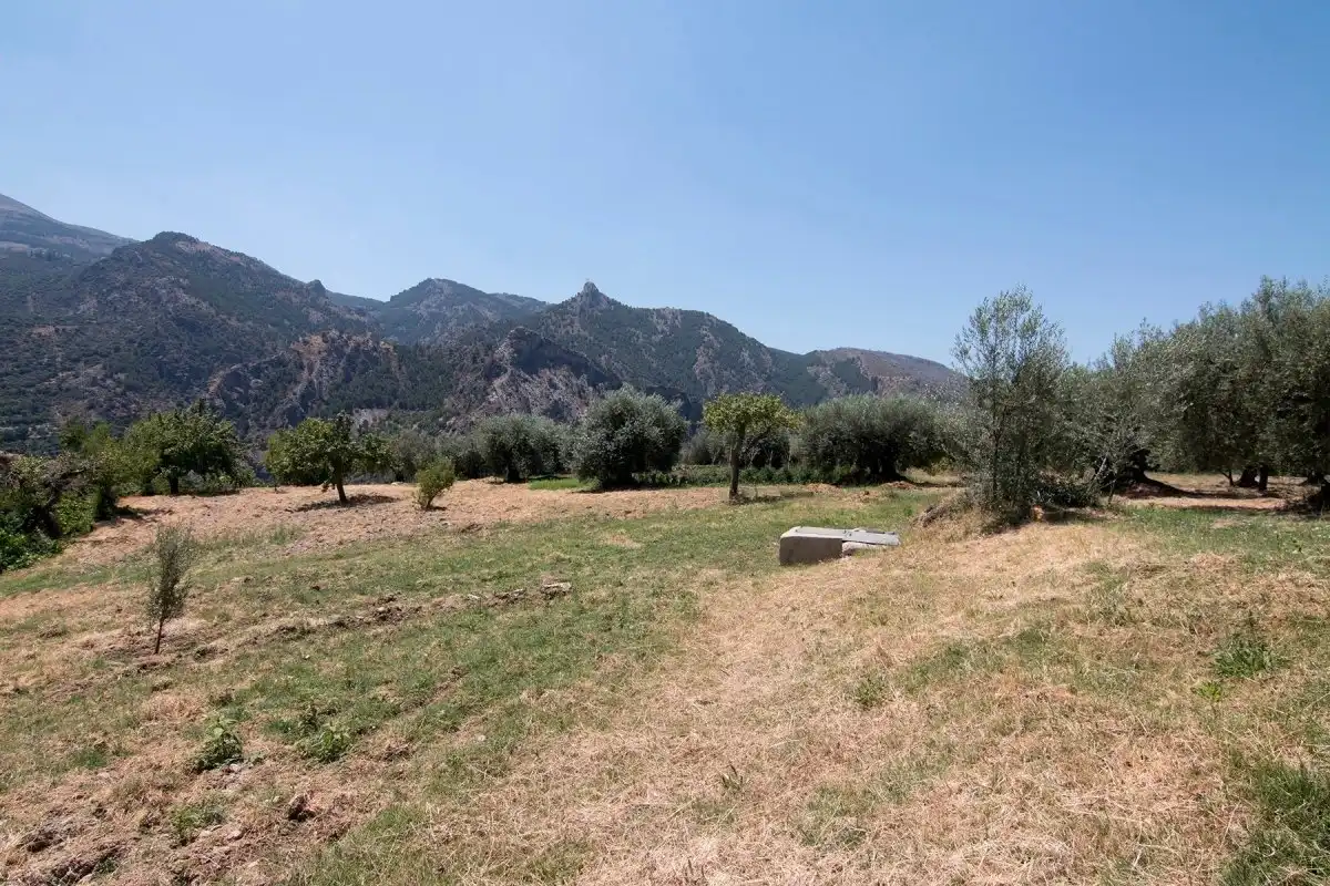 Finca rústica en venta en Güéjar Sierra con Jardín privado, Terraza y Piscina