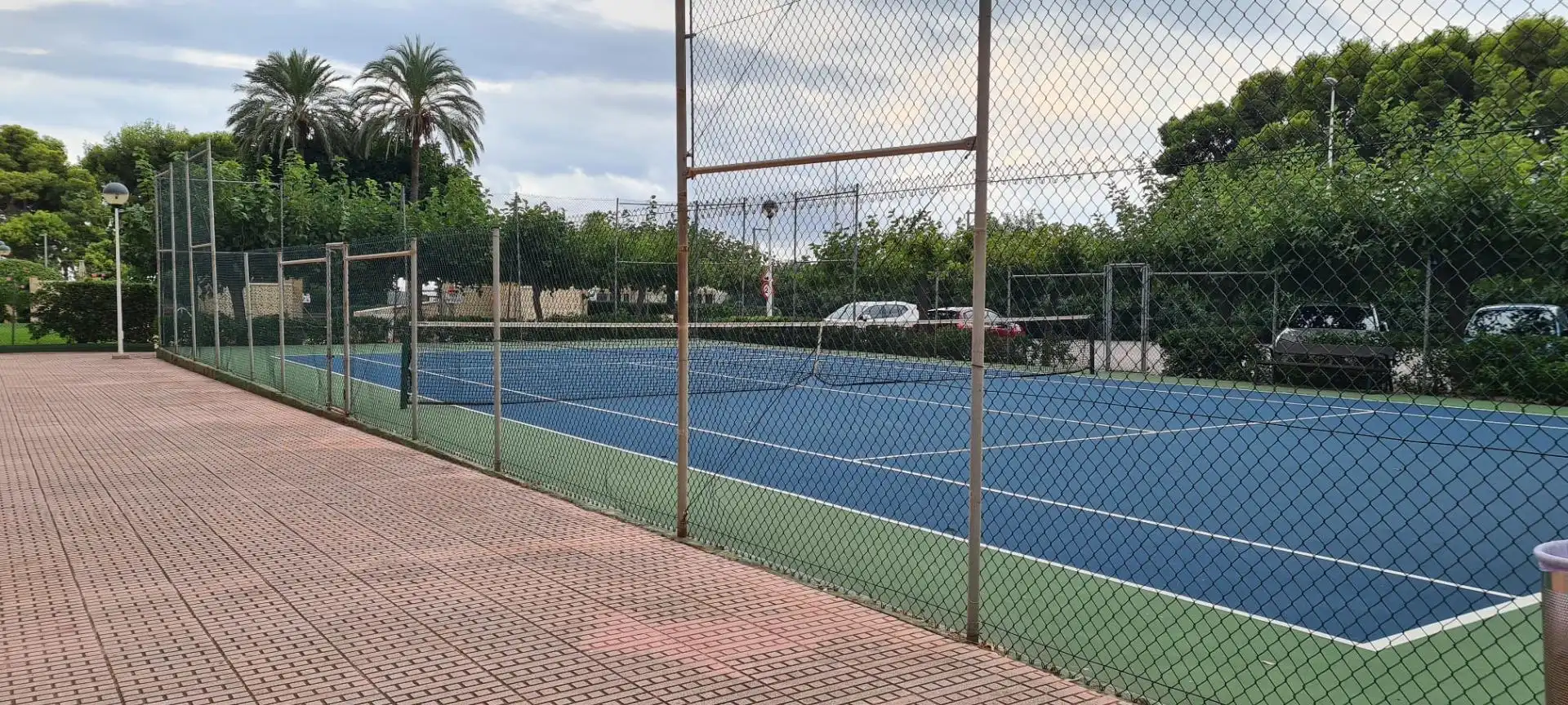 Parking de Apartamento de alquiler en Benicasim / Benicàssim con Calefacción, Jardín privado y Terraza