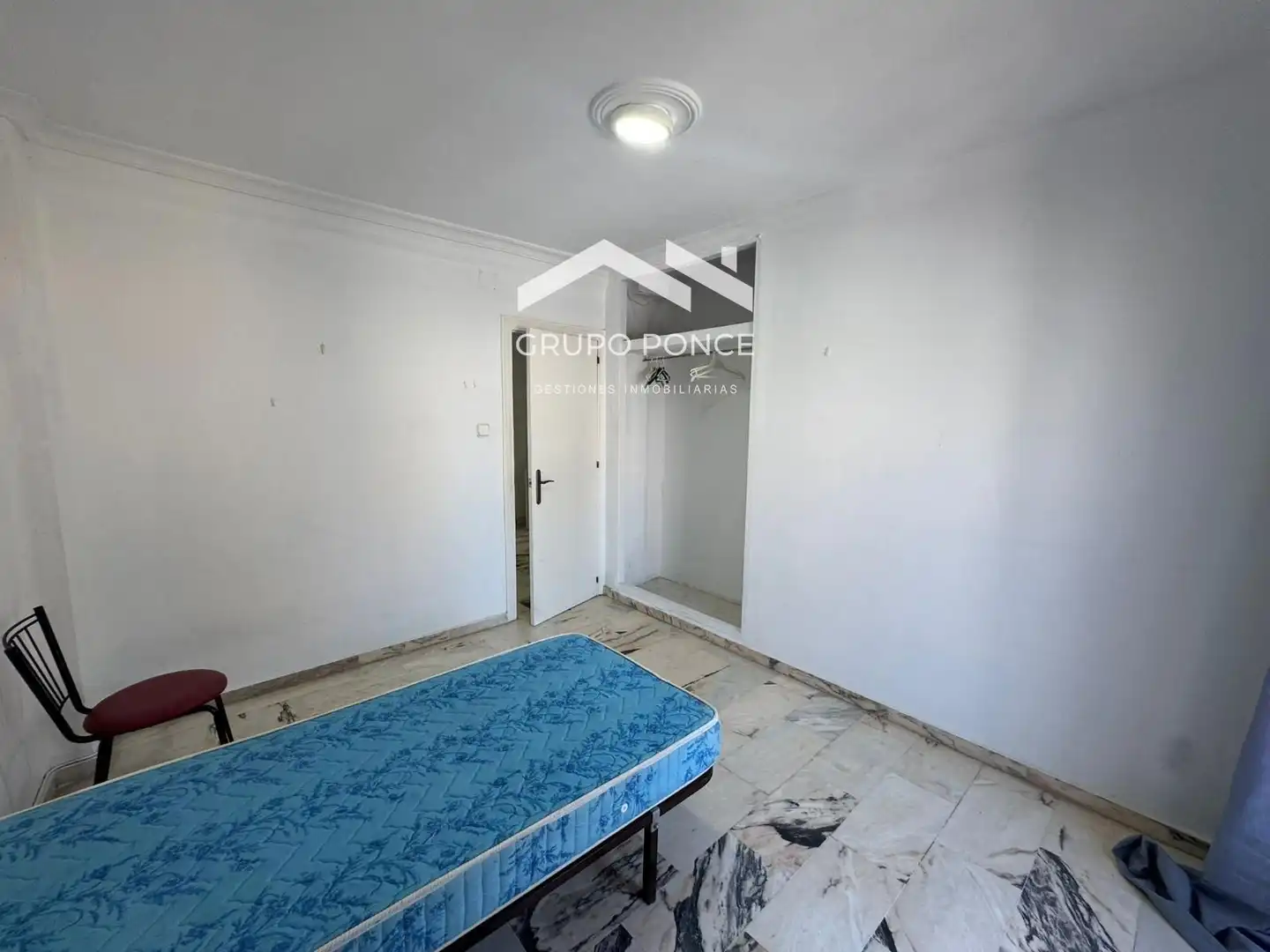 Flat for sale in Jerez de la Frontera  with Terrace and Storage room