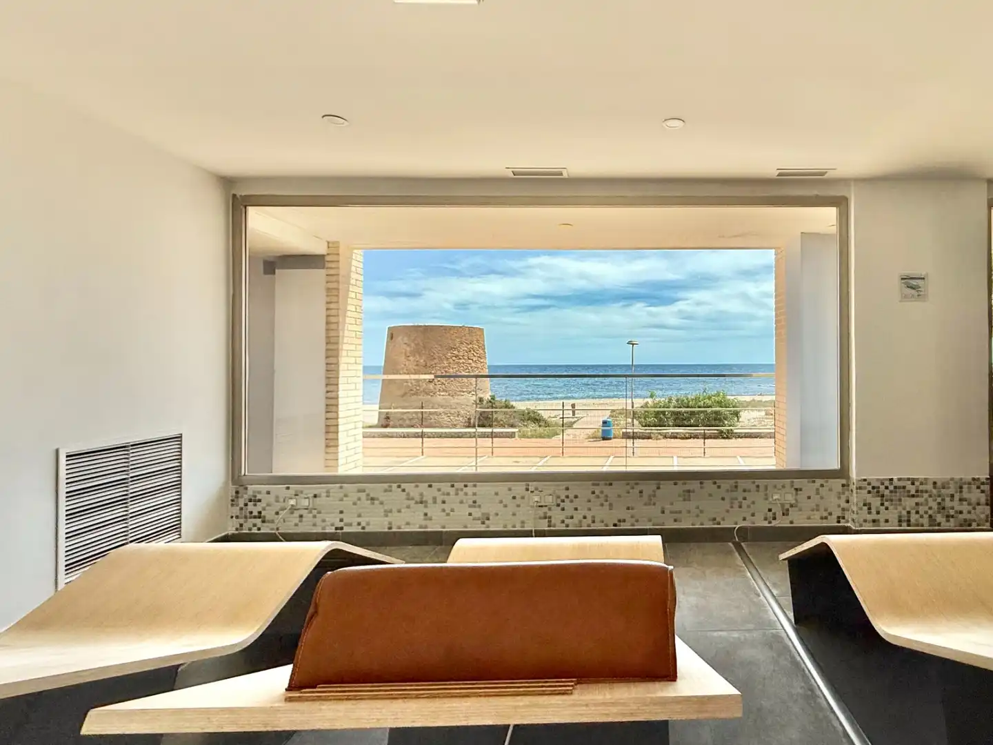 Sala de estar de Ático en venta en La Manga del Mar Menor con Aire acondicionado, Terraza y Trastero