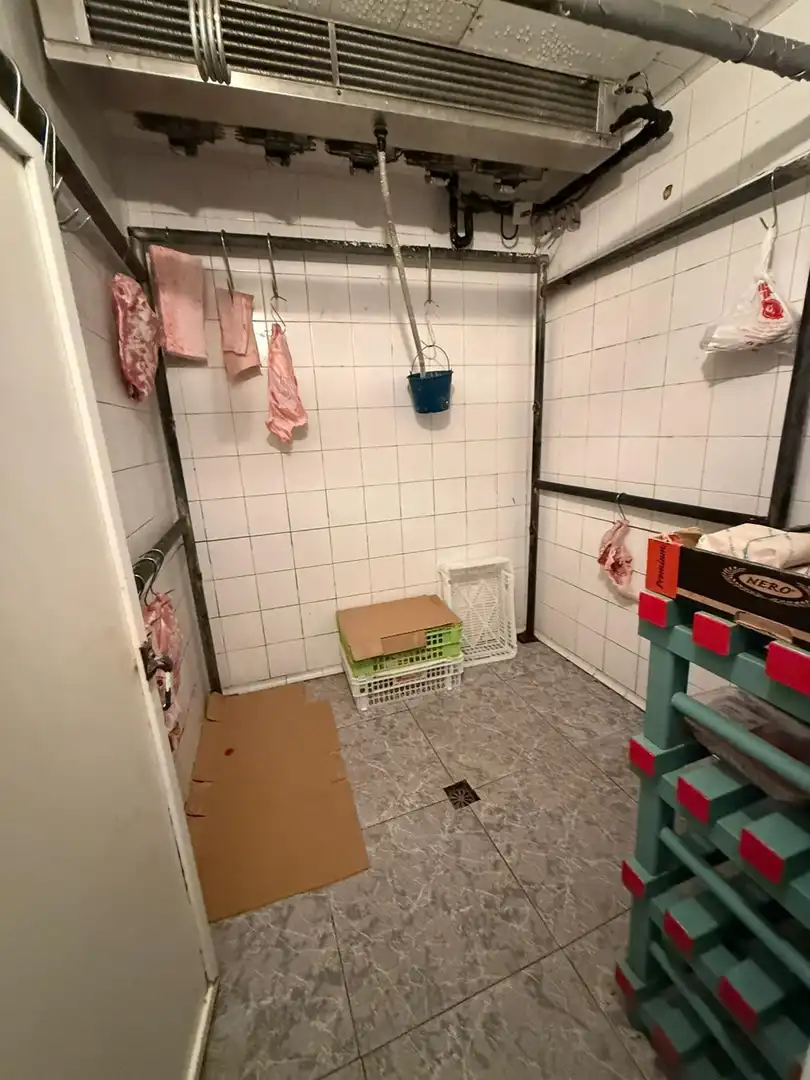 Baño de Local en venta en Cuevas de San Marcos con Aire acondicionado y Amueblado