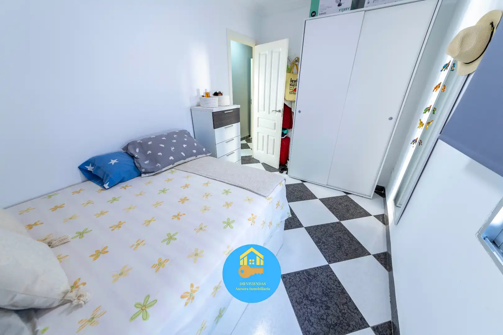 Schlafzimmer von Wohnung zum Verkauf in Dos Hermanas mit Klimaanlage und Abstellraum