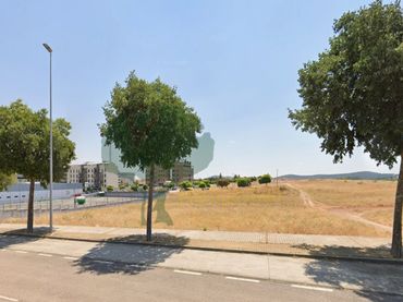 Terreny residencial en venda a Calle Torre De Floripes