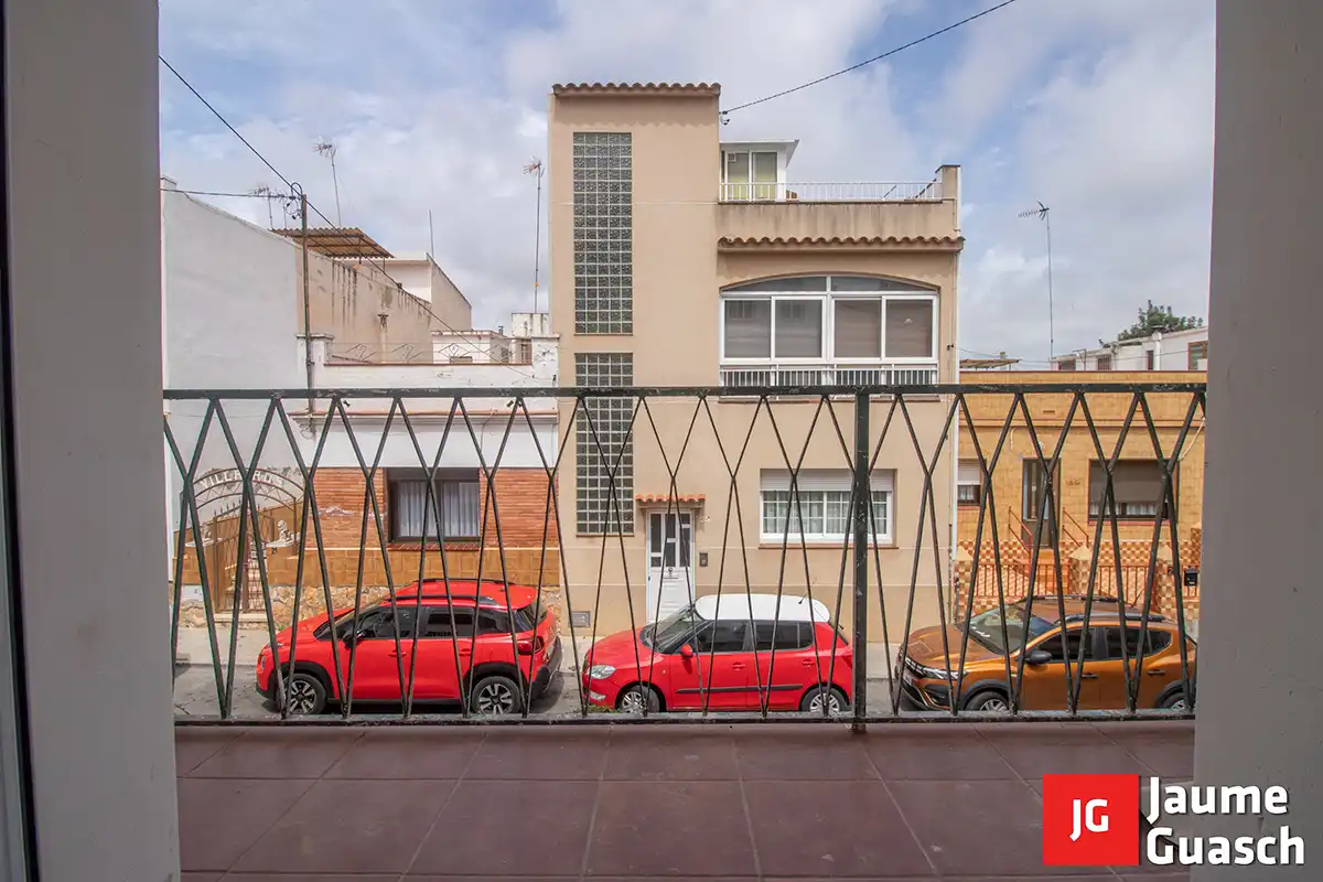 Außenansicht von Wohnung zum Verkauf in Torredembarra mit Klimaanlage, Heizung und Parkett