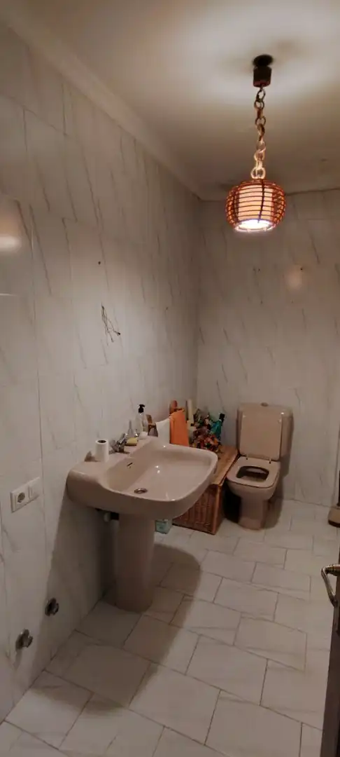 Baño de Casa o chalet en venta en Santa Marta de Tormes con Calefacción, Jardín privado y Parquet