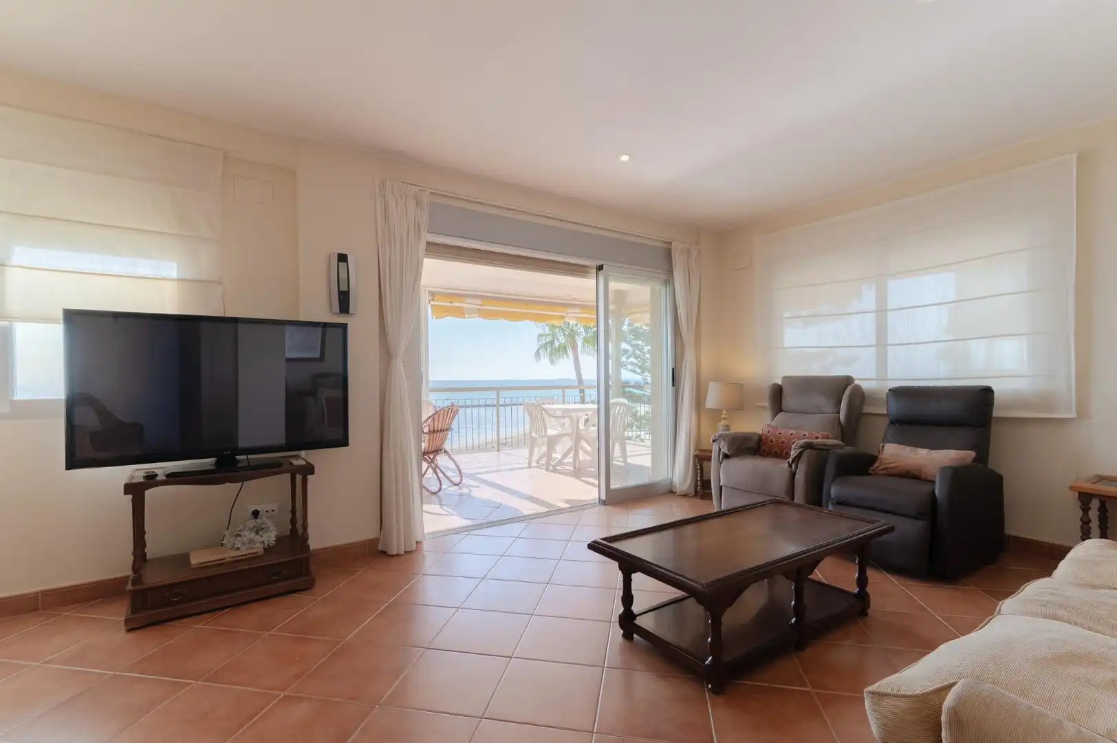 Apartamento con ascensor en venta en Passeig Marítimo Bernat Artola 30, imagen 17