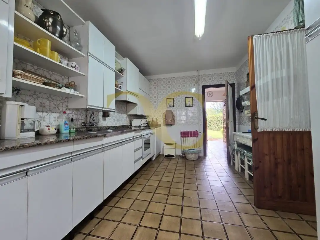 Cocina de Casa o chalet en venta en Llanes con Calefacción, Jardín privado y Terraza