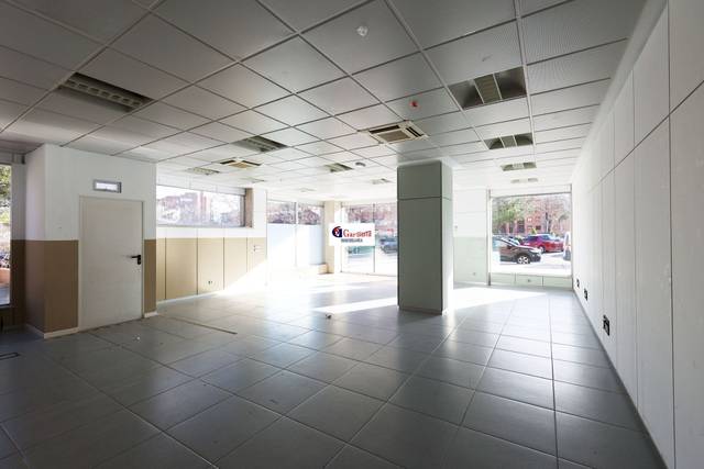 Local comercial en Venta en Primera Fase - Nuevo Tres Cantos