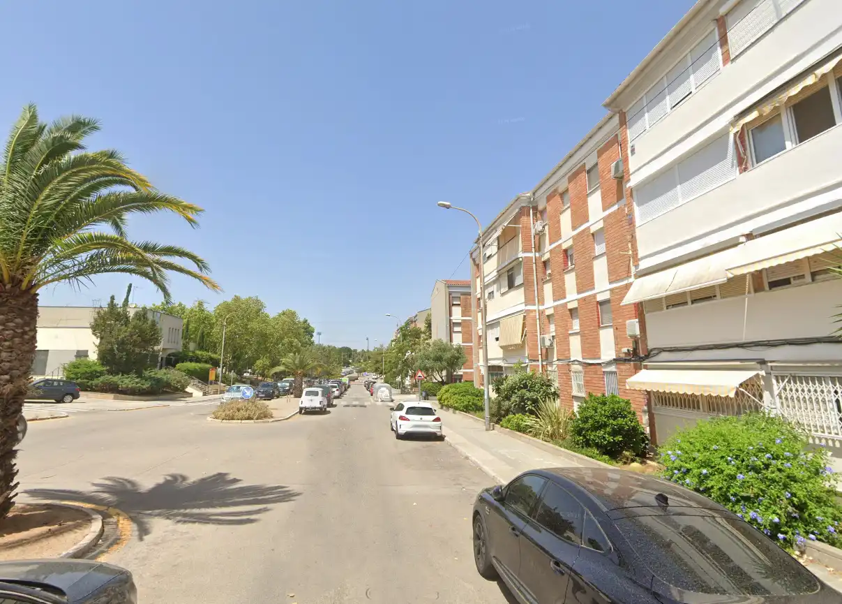 Vista exterior de Piso en venta en Sant Boi de Llobregat