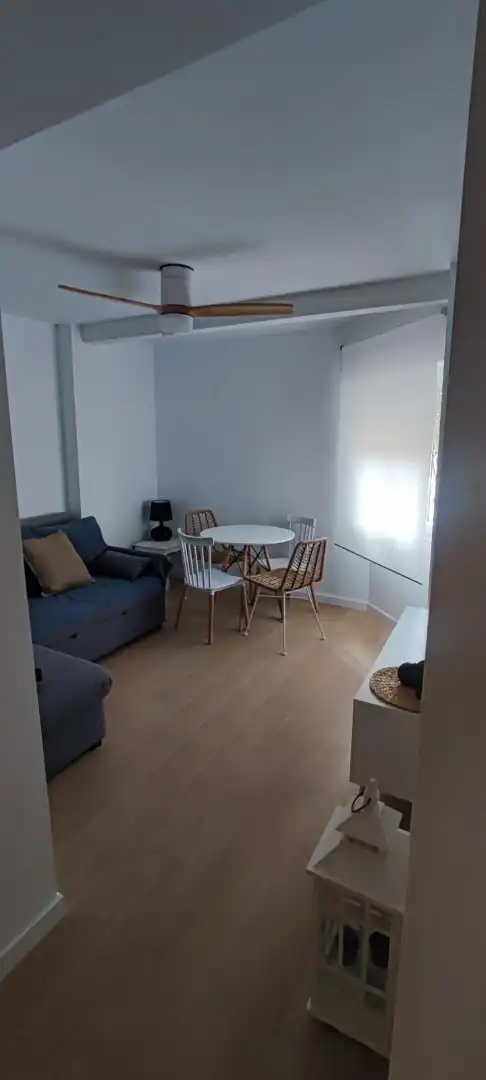 Apartamento de alquiler en Carrer el Pinós, 18, Playa Muchavista