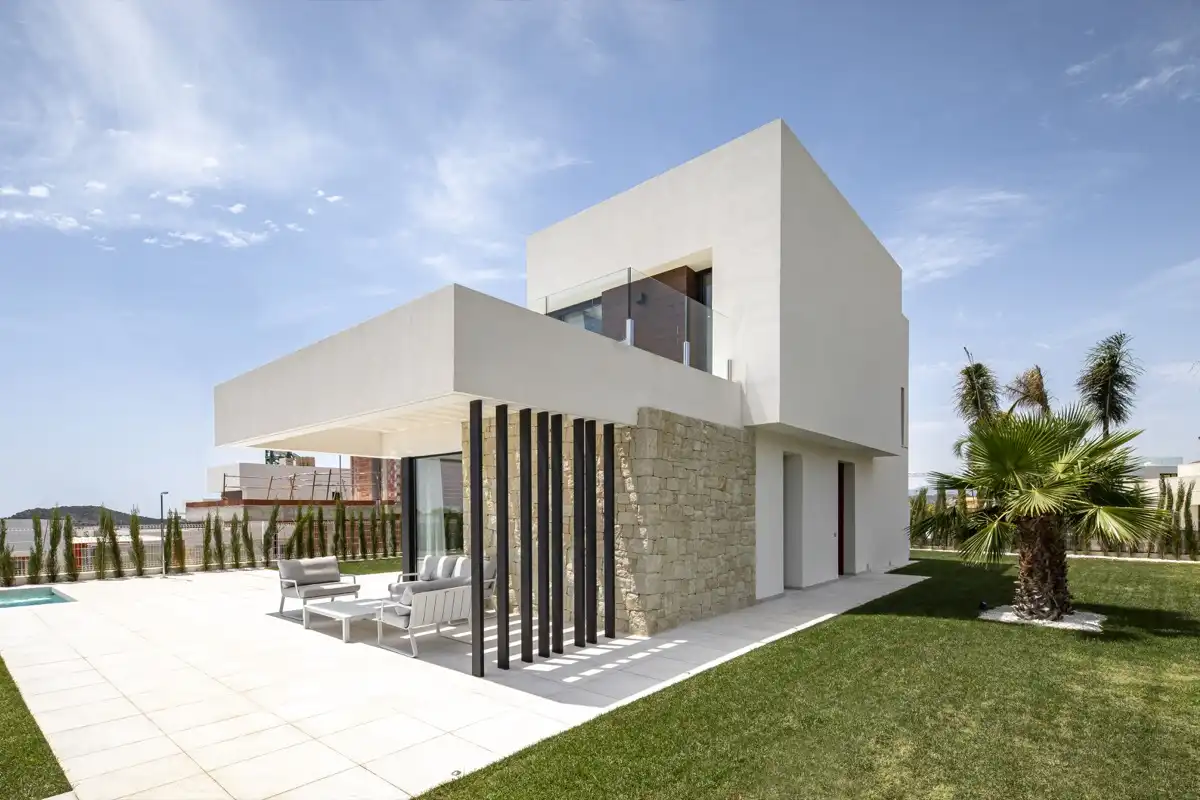 Chalet con piscina en venta en Golf Bahía, imagen 6